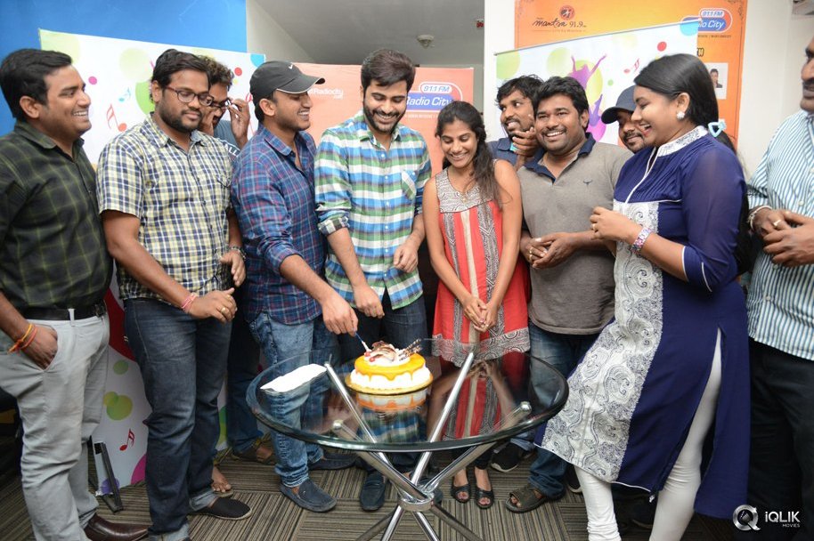 Express-Raja-Movie-Team-at-Radio-City